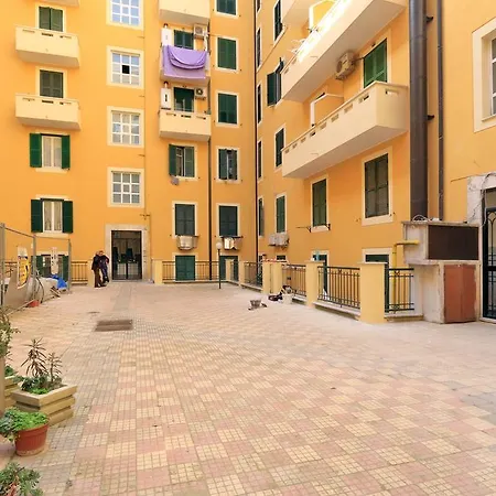San Giovanni Halldis Lejlighed